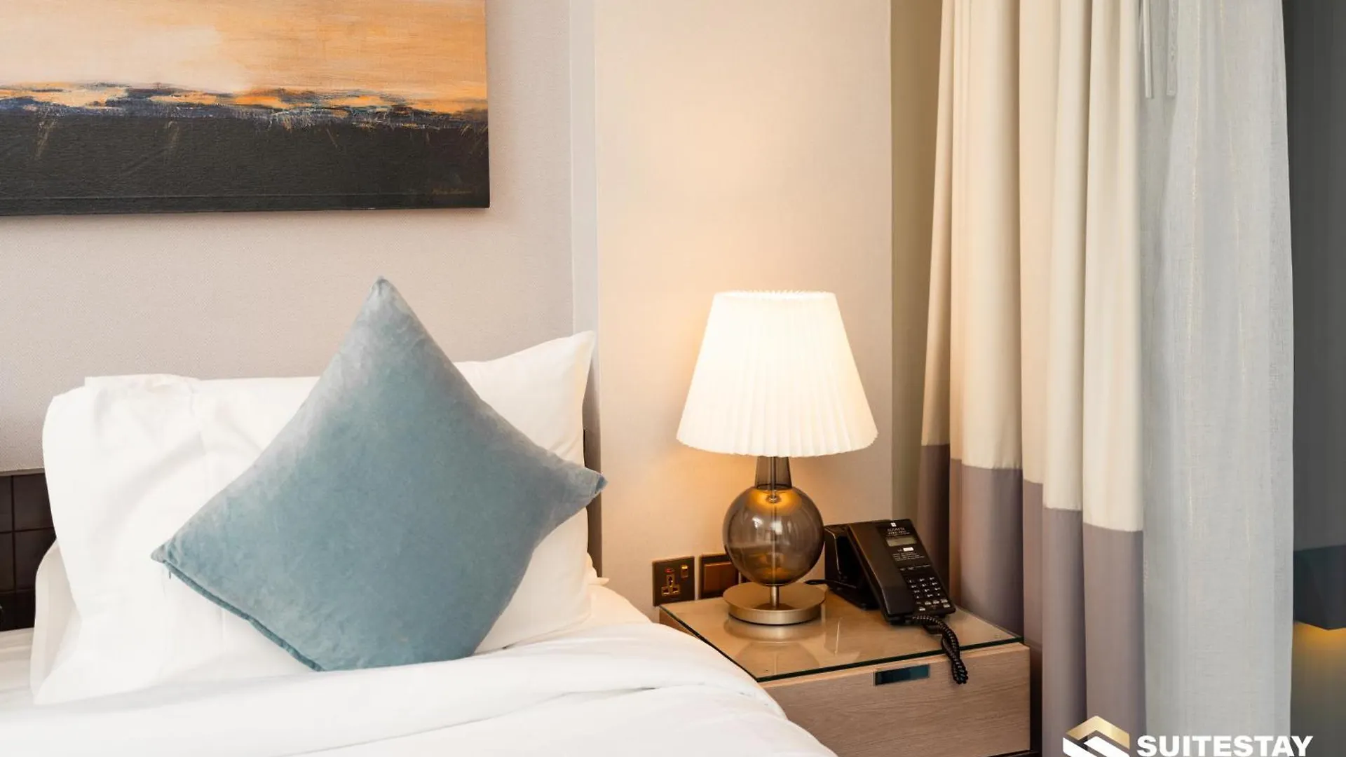 Hotel Fashion Avenue Dubai Mall