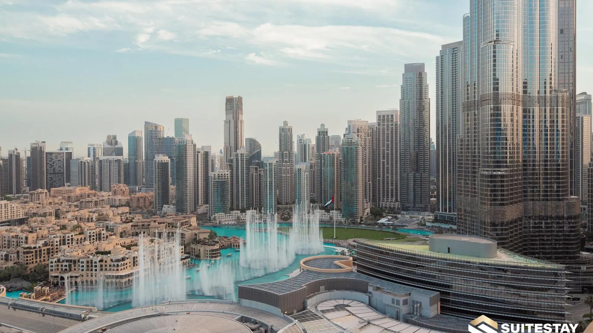 Fashion Avenue Dubai Mall מלון