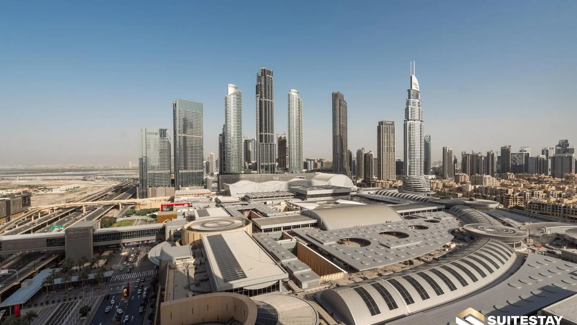 Fashion Avenue Dubai Mall מלון
